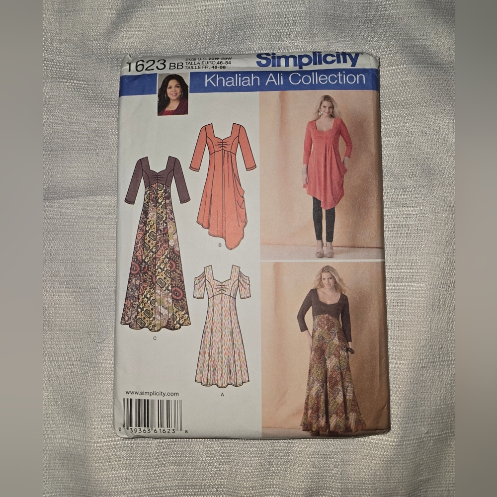 Simplicity Khaliah Ali Collection 1623 BB Pattern Size 20W-28W Plus Size UNCUT